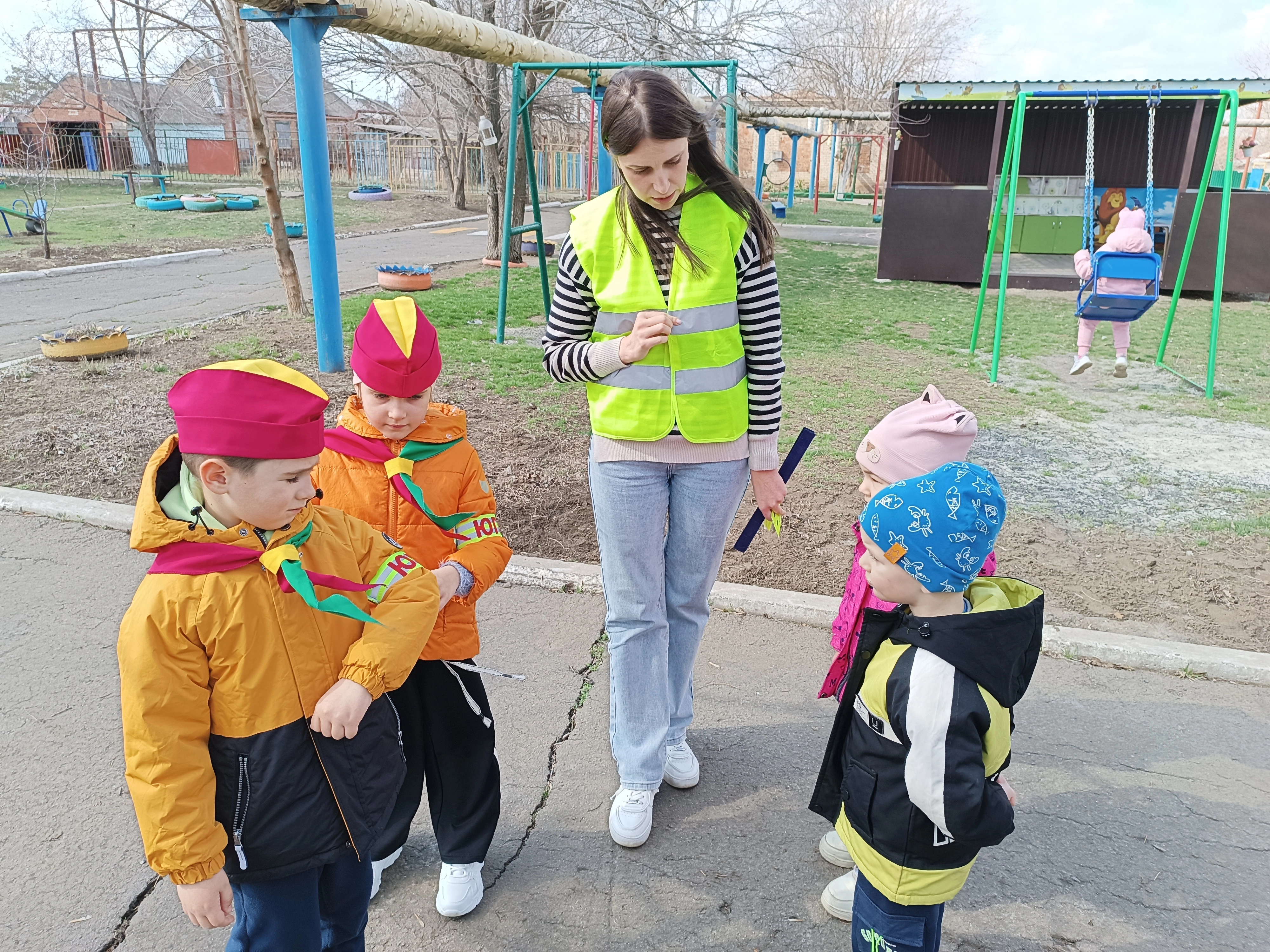 Занятие по правилам дорожного движения